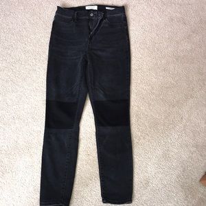 High rise ankle jeggings.